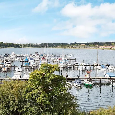 6 Person On A In * Gråsten