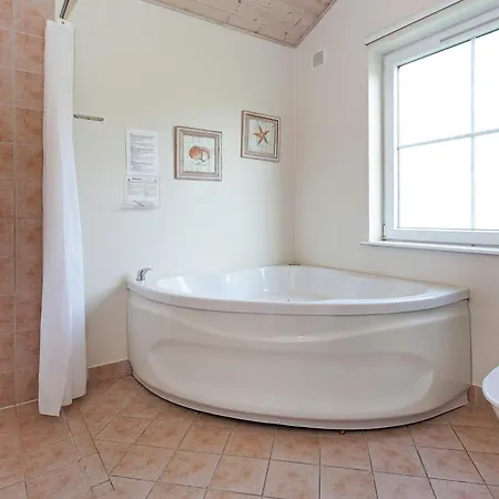 Casa vacanze 6 Person On A In *