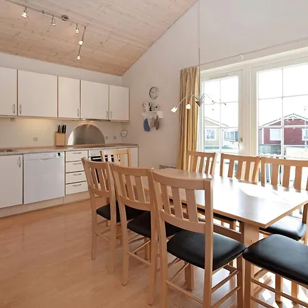 6 Person On A In * Gråsten